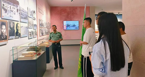 �m��������W���tҫ���С����`�F̽�L��·܊�o���^���������ҳ��z־