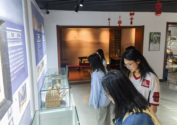 �Ͼ�ؔ����W�������z퍡��{��ꠣ�̤�Lɽ���g��ʰ����z�