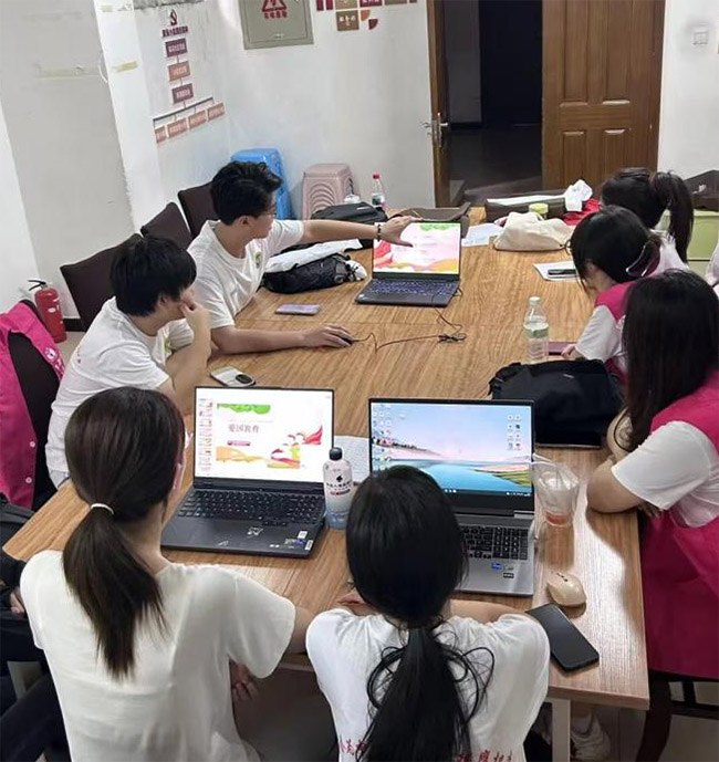 ���죬���A�W�ӡ�ˇ����Ѹߵ���^����ˡ�ˇ�gä�С�