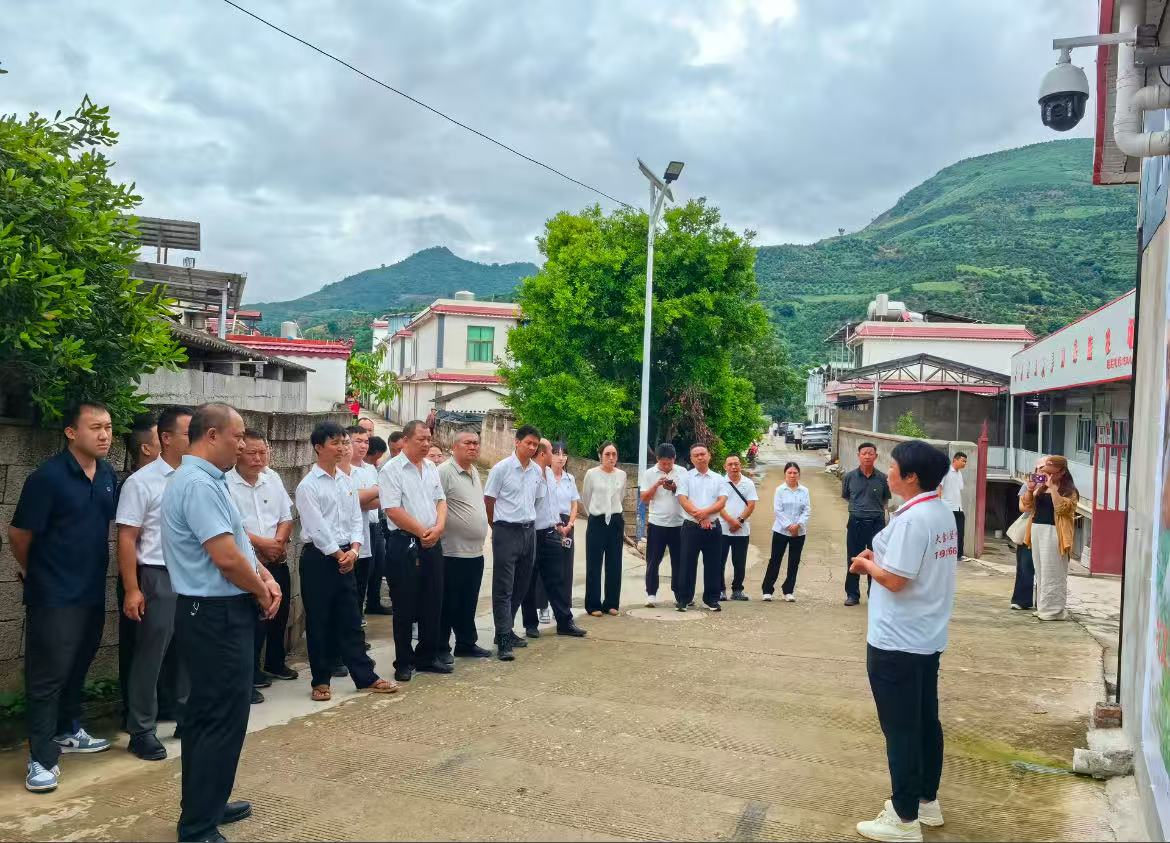 ɽ�|��W(xu��)����W(xu��)Ժ��ISAW���ۄ�(d��ng)��f(xi��)��(hu��)�䮔(d��ng)�Gɫ���h