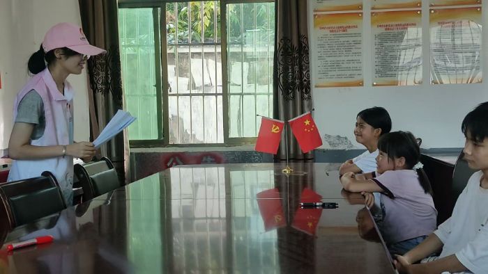 �����Ļ���Ӵ�������F�Y���l��С�n���L�͹����D��