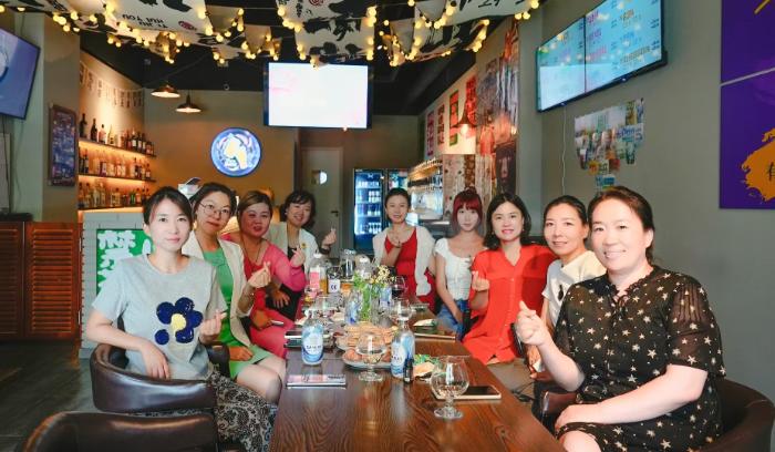 ���B����Z��W(xu��)�|��õ�����Z�ÈF(tu��n)� ��aŮ�Թ����f���a(ch��n)�h�˾���