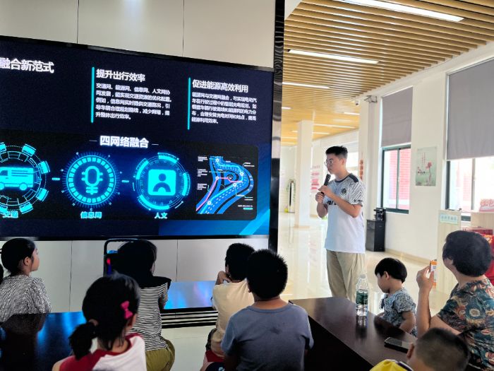 �Ї��V�I(y��)��W(xu��)늚⹤�̌W(xu��)Ժ���G��н����Ȫ���m(x��)�� ���`�F�_չ��̼��^(q��)��(g��u)�����}���v