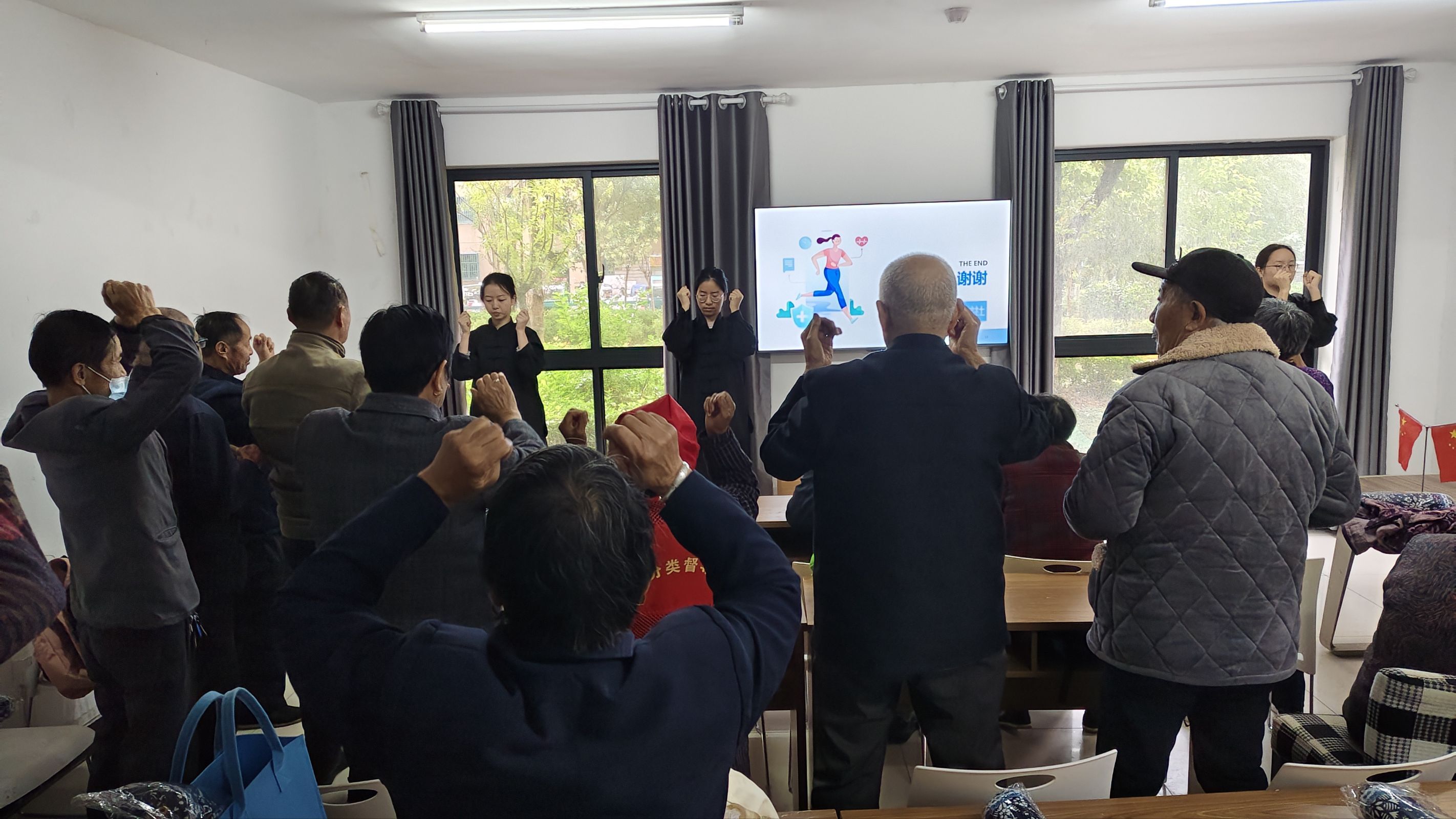 �������tˎ��W��W�����y�B�������f��10.26ͬ��Է�x�\