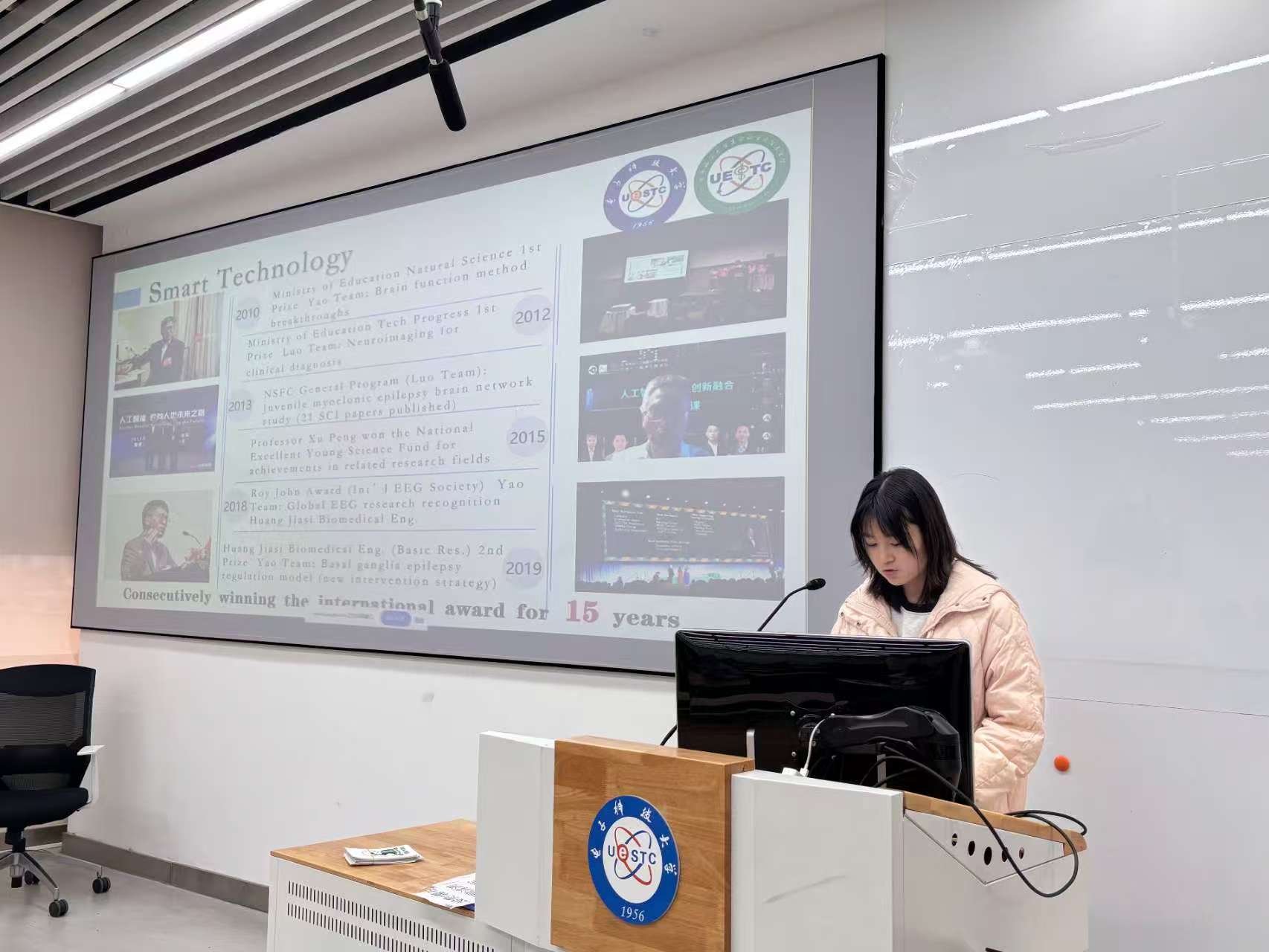 �й����깲Ԓ���س���̼�������̽����У�Gɫ���`�·�ʽ