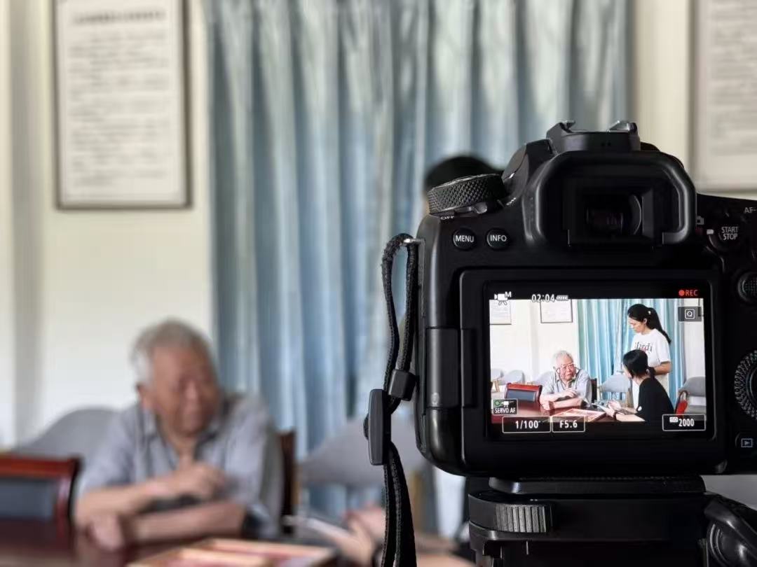 �Բ��ഺ����(m��ng)Խ������Խ��̹��(du��)�����x�B�d�����(d��ng)������